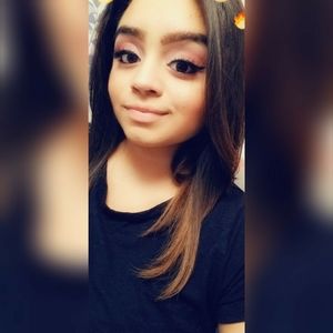 Meet your Posher, Kenia